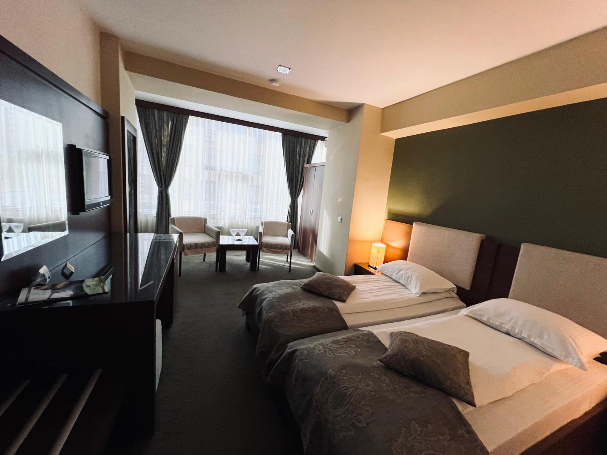 Hotel Royale غالات المظهر الخارجي الصورة