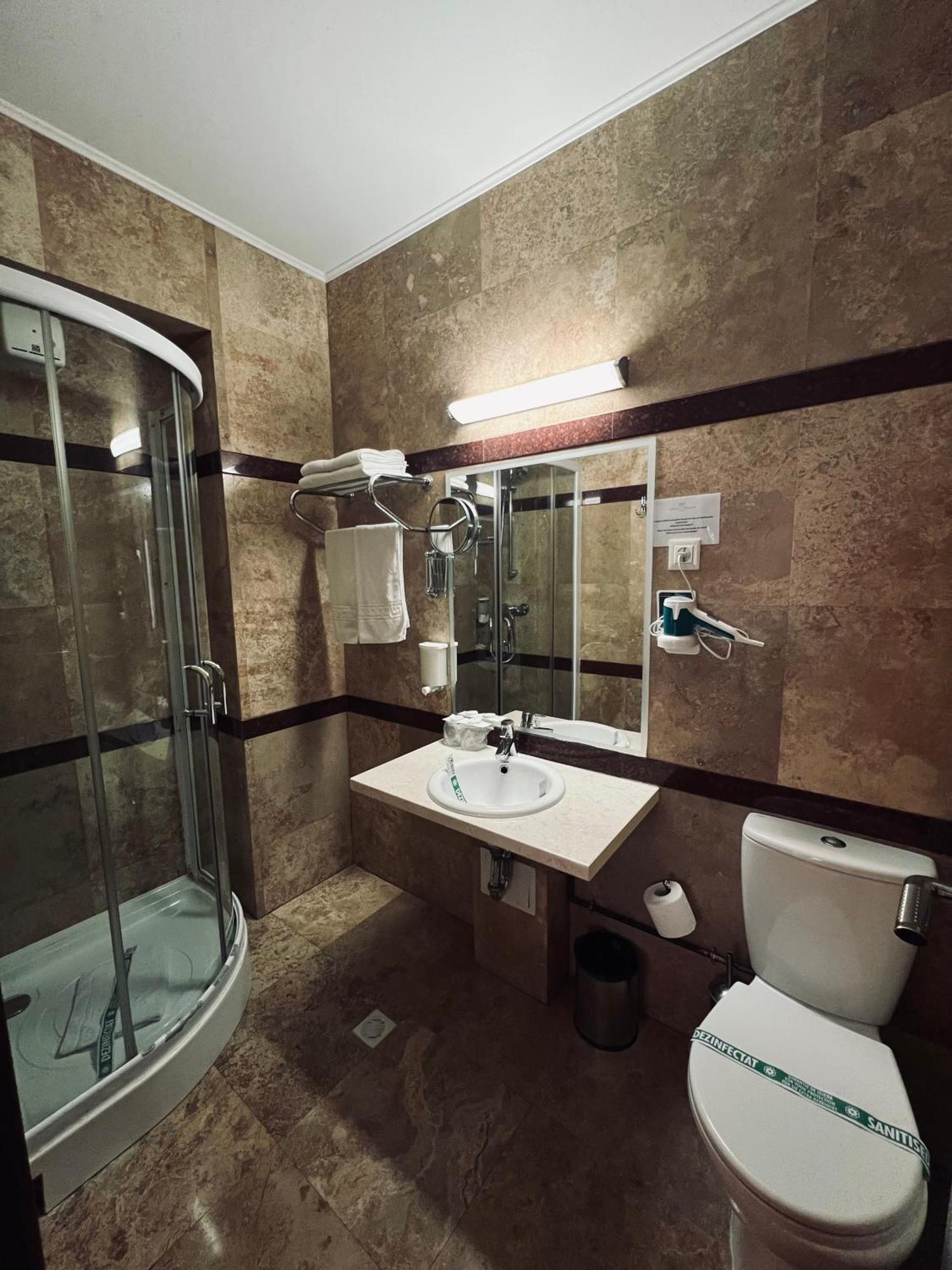 Hotel Royale غالات المظهر الخارجي الصورة