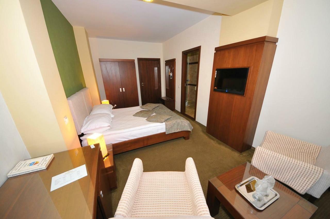 Hotel Royale غالات المظهر الخارجي الصورة